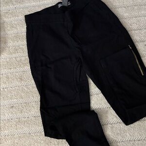 Black Pants with Zipper Detail